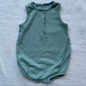 Mori ribbed sleeveless bodysuit 0-3m